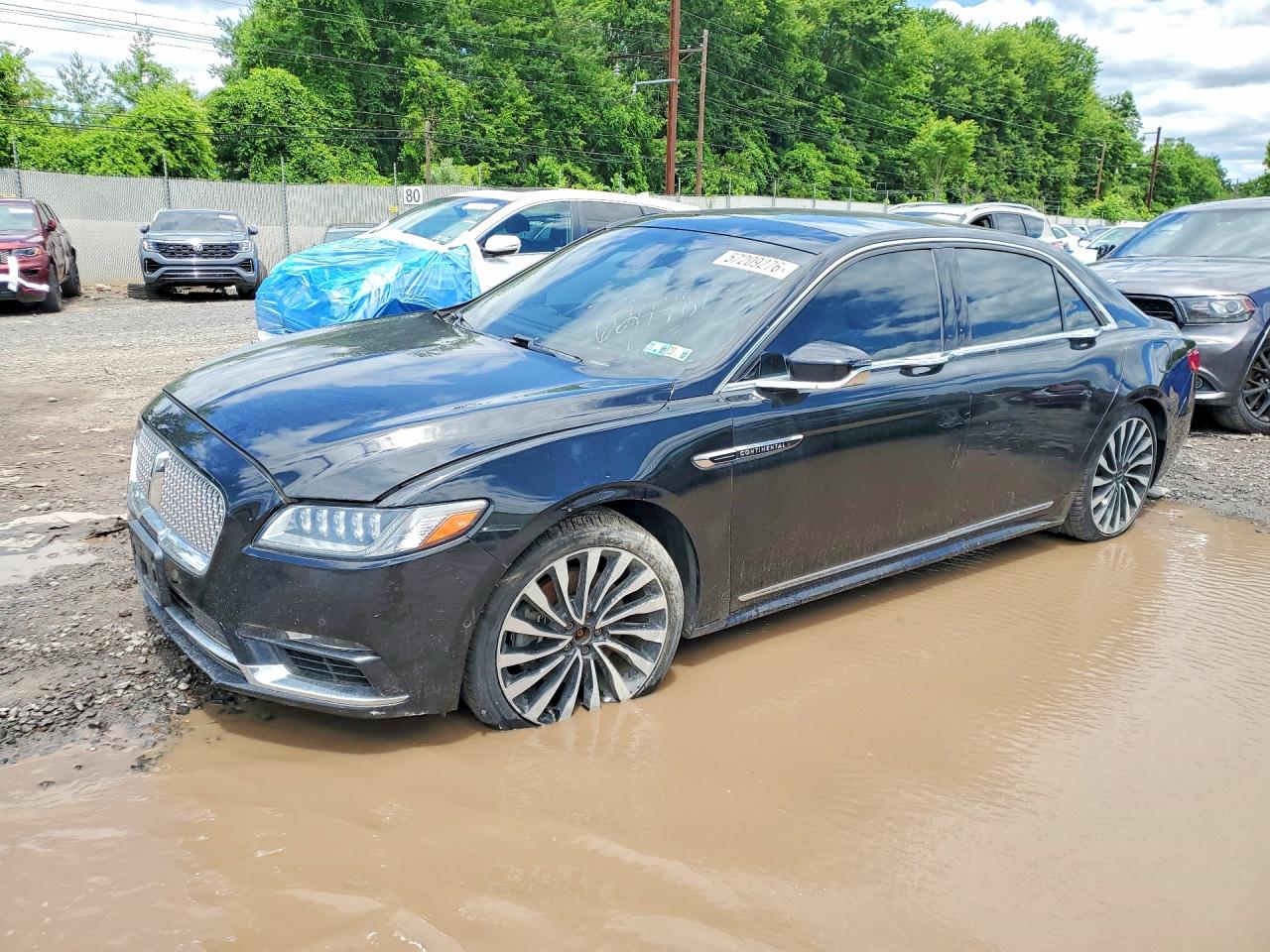 2017 Lincoln Continental Black Label, VIN 1LN6L9BC5H5624481 — Vandalism