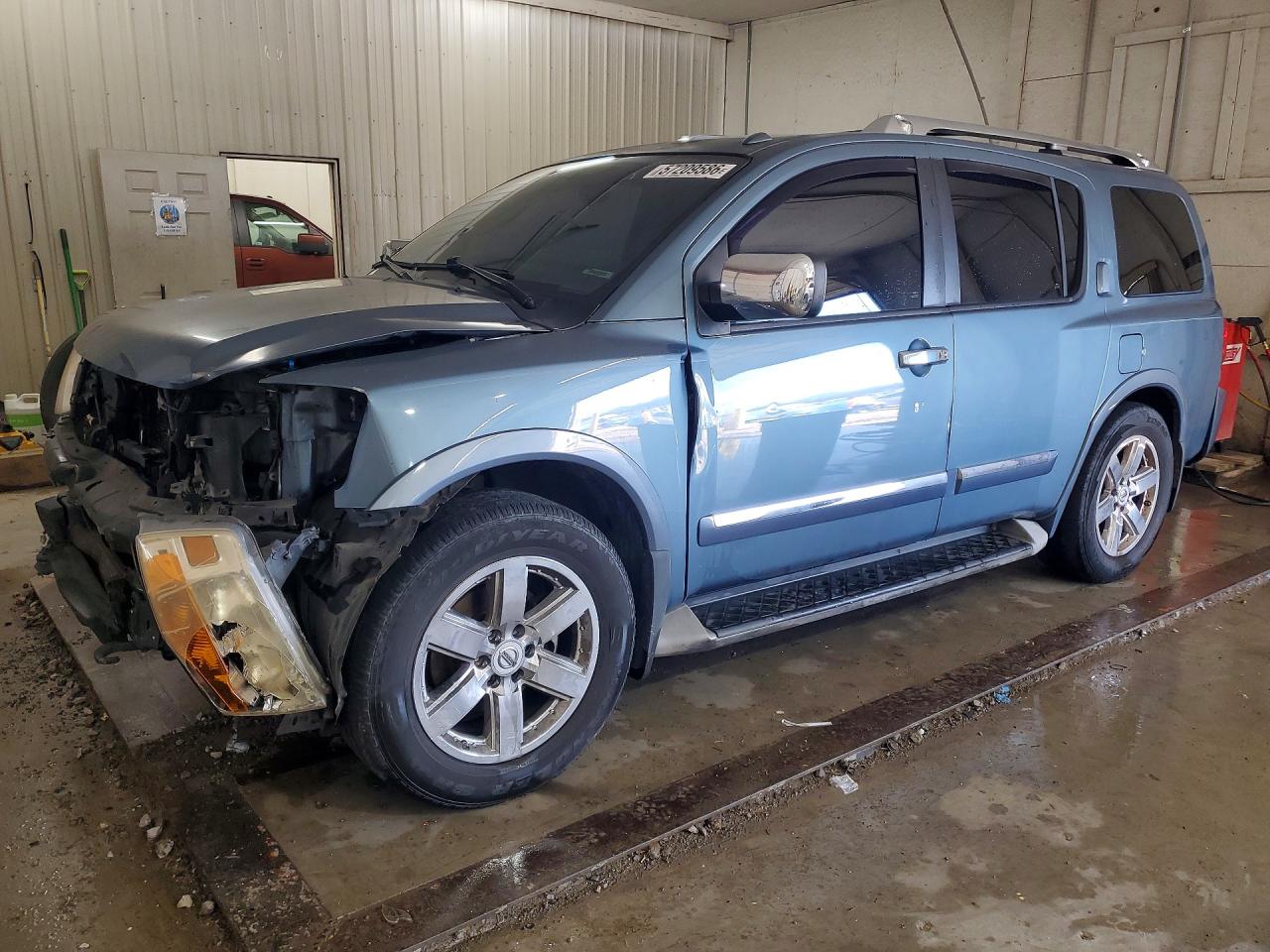 2011 Nissan Armada Platinum, VIN 5N1AA0NF6BN617189 — Front end