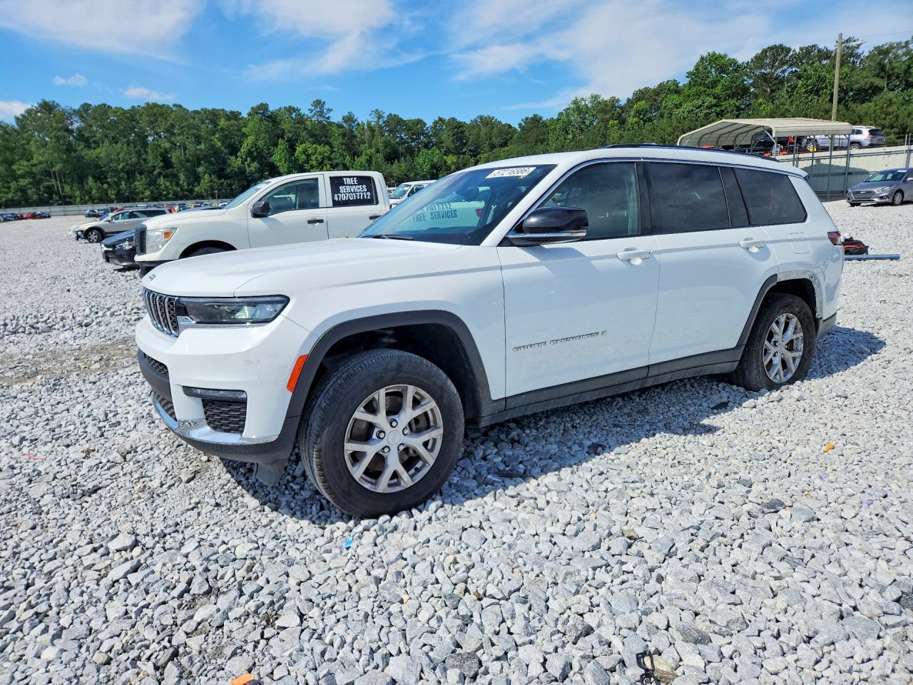 2023 Jeep Grand Cherokee Limited, VIN 1C4RJJBG4P8745849 — Зад