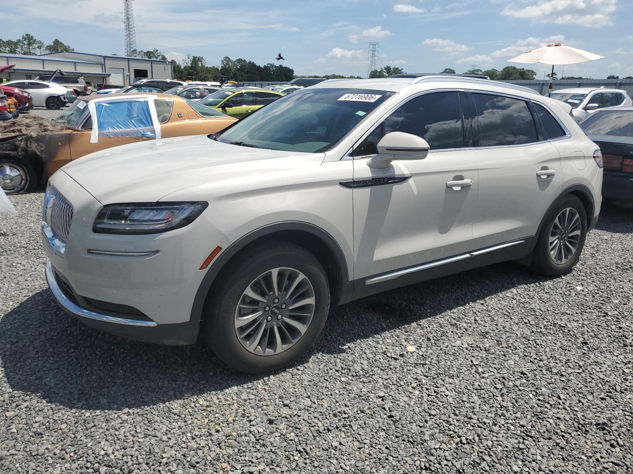 2022 Lincoln Nautilus Standard, VIN 2LMPJ6J95NBL23381 — Зад