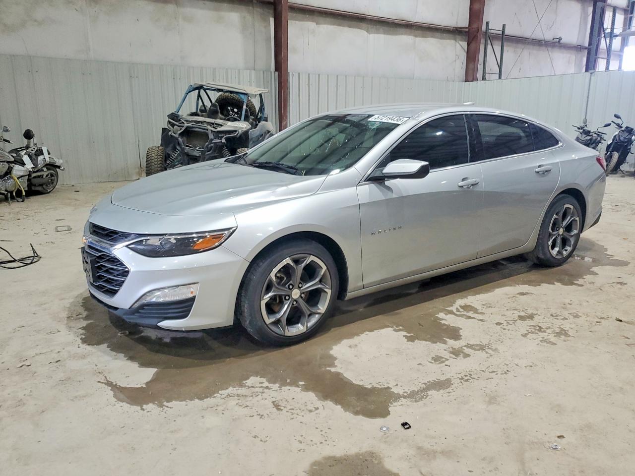 2021 Chevrolet Malibu LT, VIN 1G1ZD5ST1MF003596 — Roof