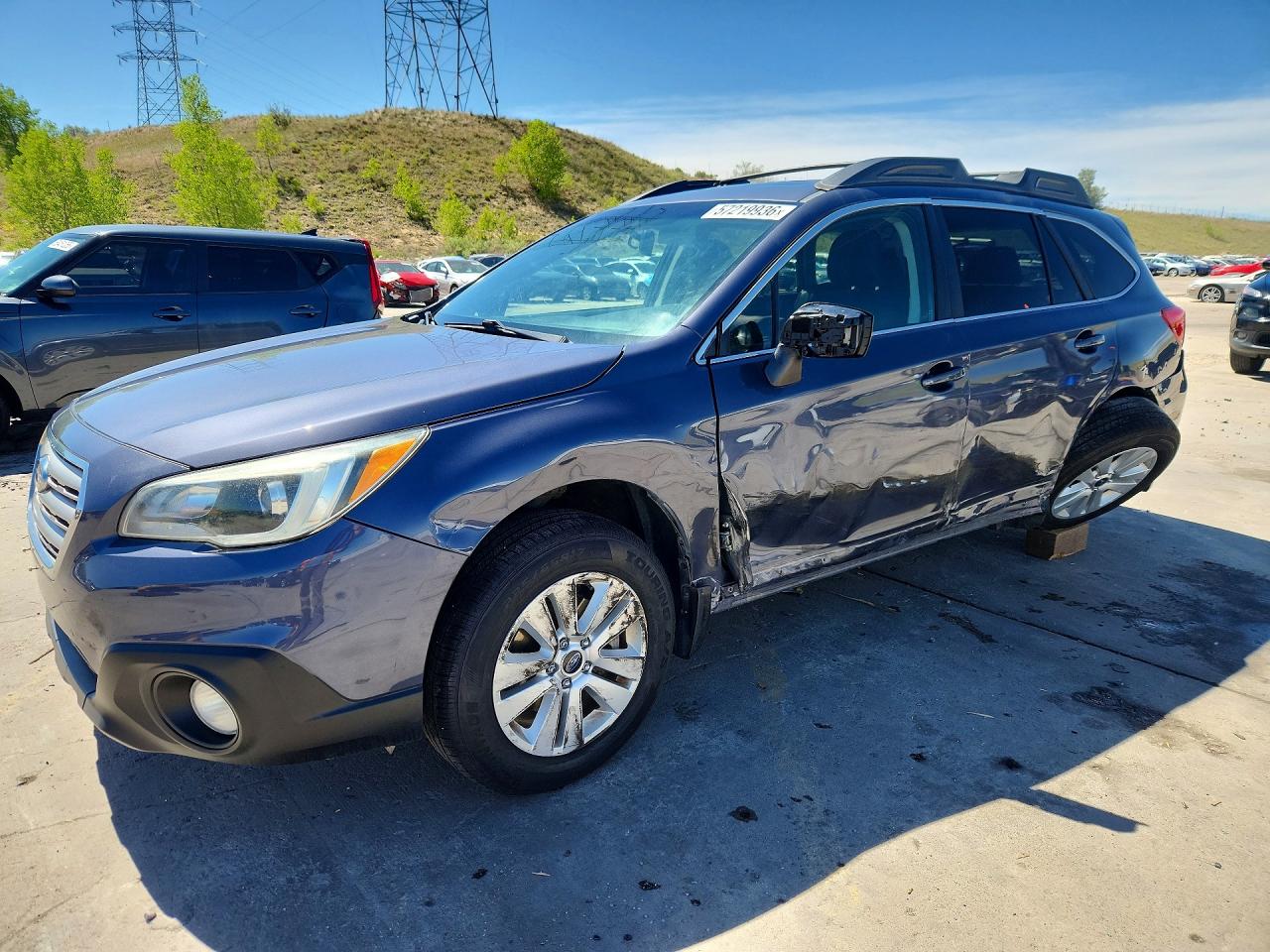 2016 Subaru Outback Premium, VIN 4S4BSAEC0G3293544 — Side