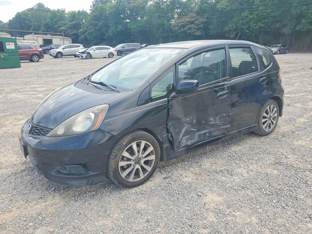 2013 Honda Fit Sport, VIN JHMGE8H6XDC038328 — Side