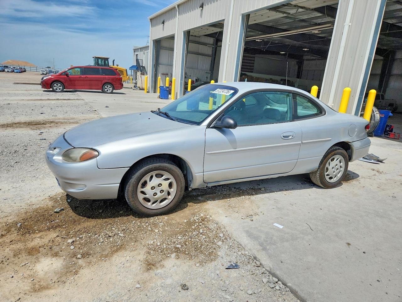 1999 Ford Escort Cool, VIN 3FAKP1132XR231226 — Rear end
