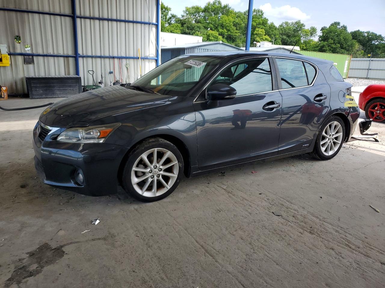 2011 Lexus CT 200h Premium, VIN JTHKD5BH4B2012946 — Rear end