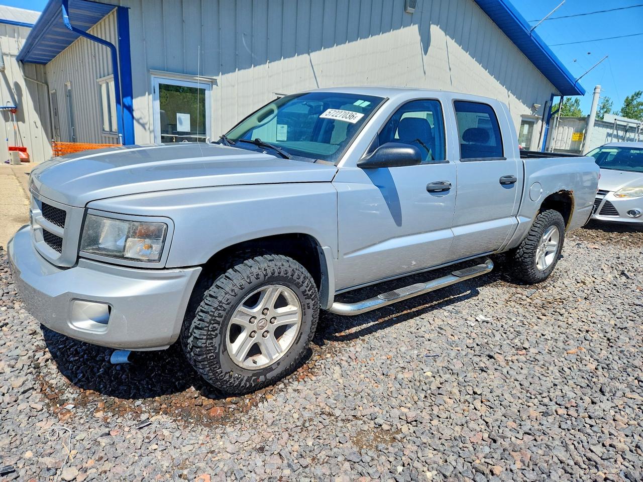 2010 Dodge Dakota SXT, VIN 1D7CW3GK0AS173193 — Side