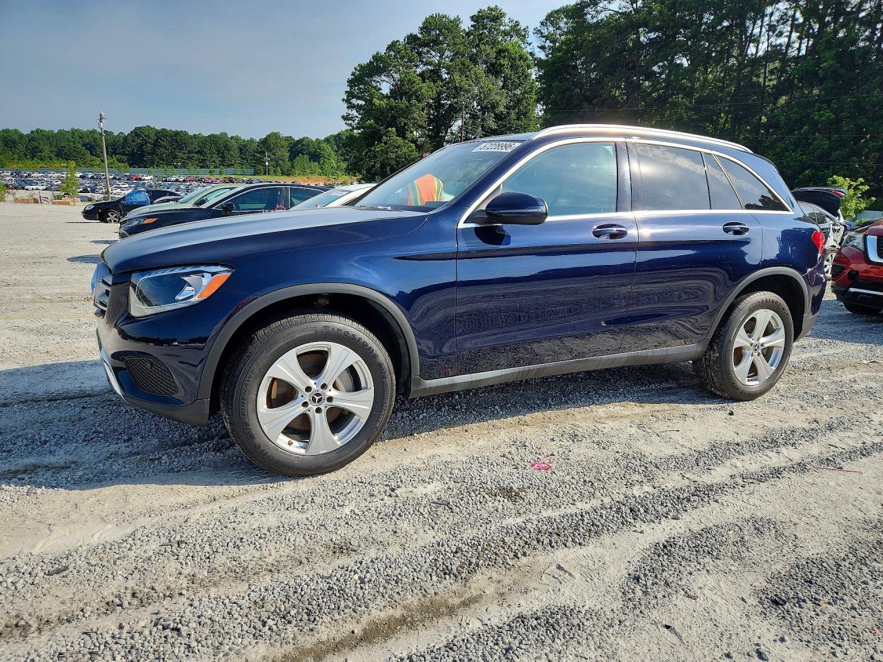 2017 Mercedes-Benz GLC 300, VIN WDC0G4KB2HV007882 — Minor dents and scratches