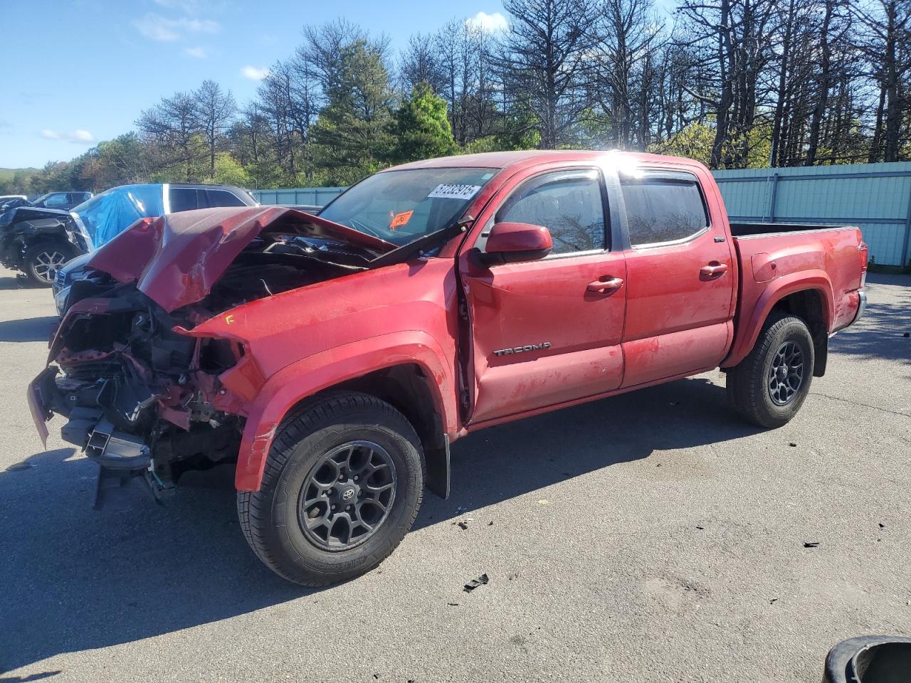 2021 Toyota Tacoma SR, VIN 3TYCZ5AN6MT044585 — Front end