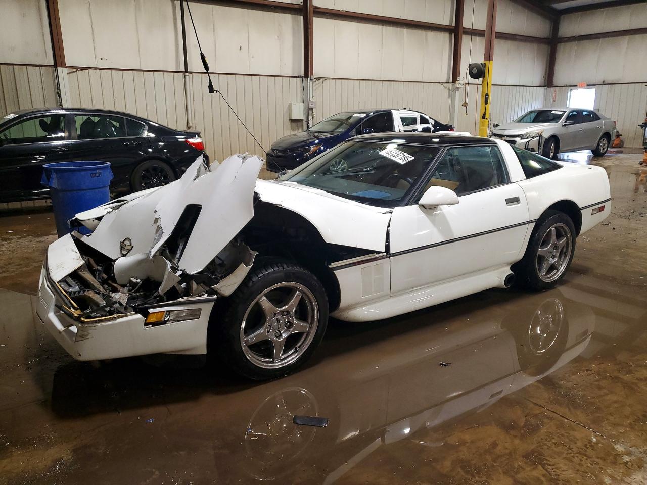 1989 Chevrolet Corvette, VIN 1G1YY2188K5122325 — Front end
