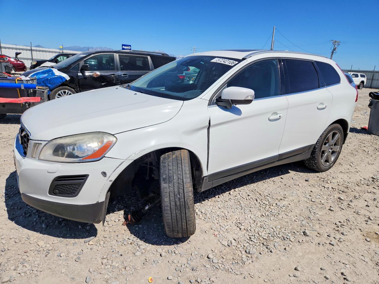 2013 Volvo XC60 T6, VIN YV4902DZ8D2414291 — Перед
