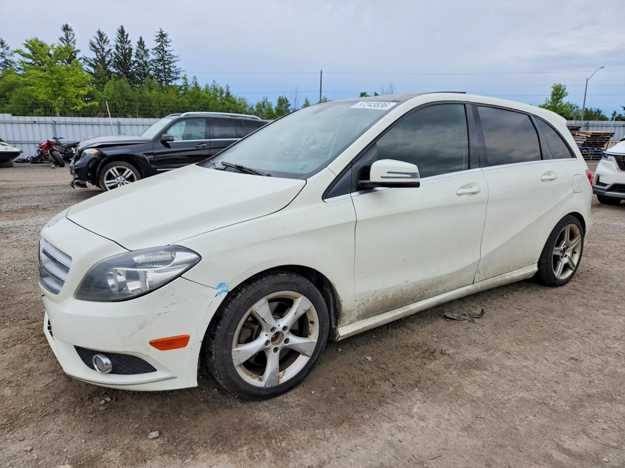 2014 Mercedes-Benz B 250 Sports Tourer, VIN WDDMH4EB4EJ210815 — Rear end