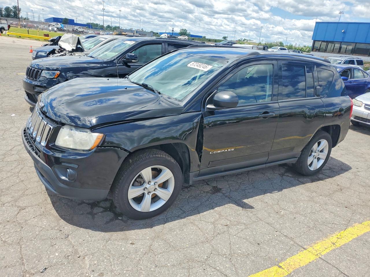 2012 Jeep Compass Sport, VIN 1C4NJCBB7CD601261 — Front end