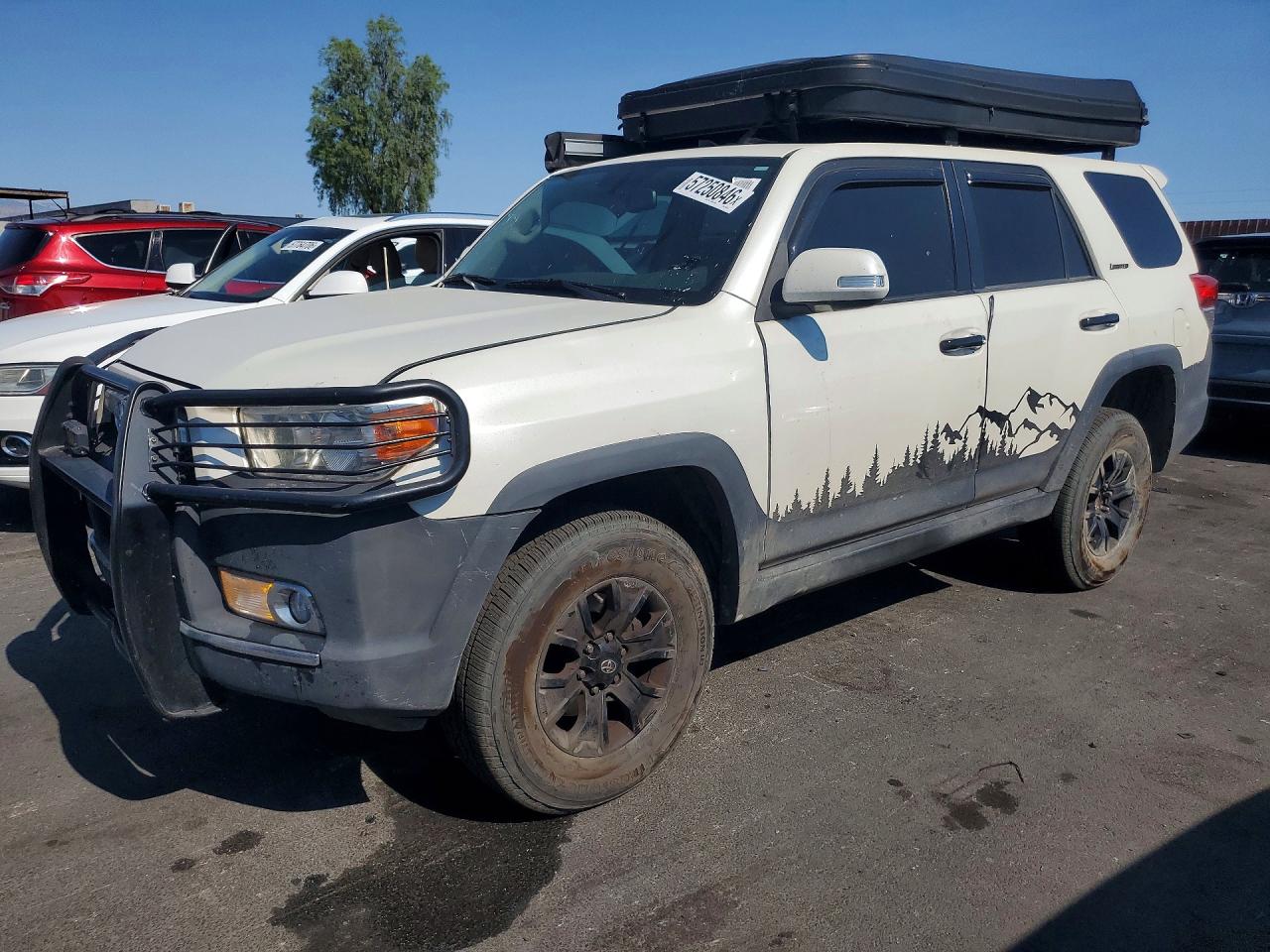 2012 Toyota 4Runner SR5, VIN JTEBU5JR2C5104225 — Front end