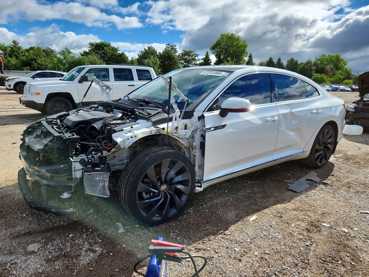 2023 Volkswagen Arteon SEL R-Line, VIN WVWAR7AN7PE009286 — Front end