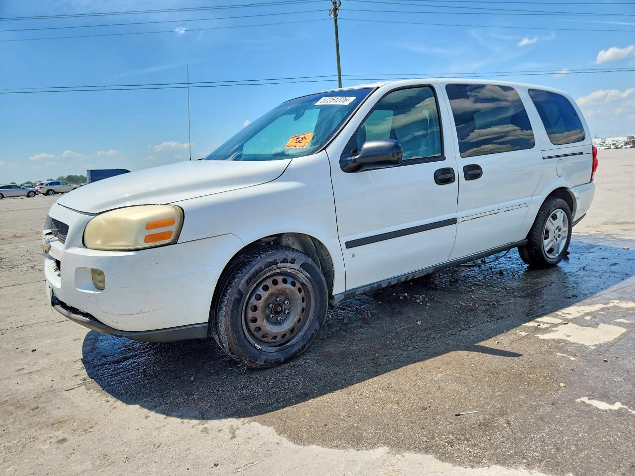 2006 Chevrolet Uplander LS Fleet, VIN 1GNDV23L96D208021 — Front end