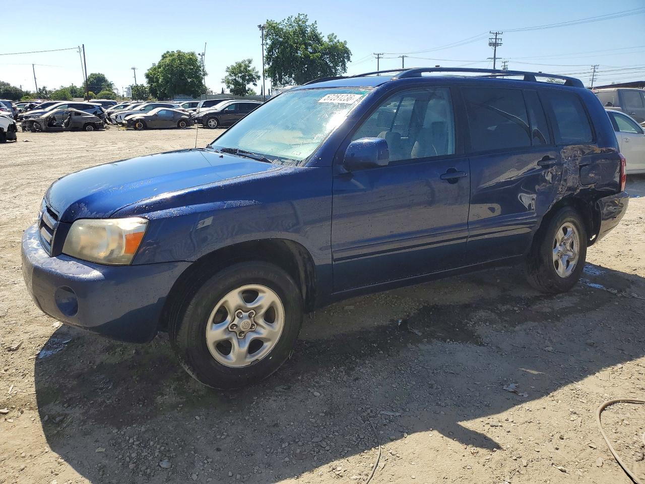 2004 Toyota Highlander, VIN JTEGD21A240104755 — Rear end