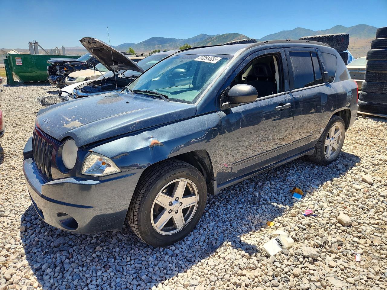 2008 Jeep Compass Sport, VIN 1J8FF47W38D537078 — Перед