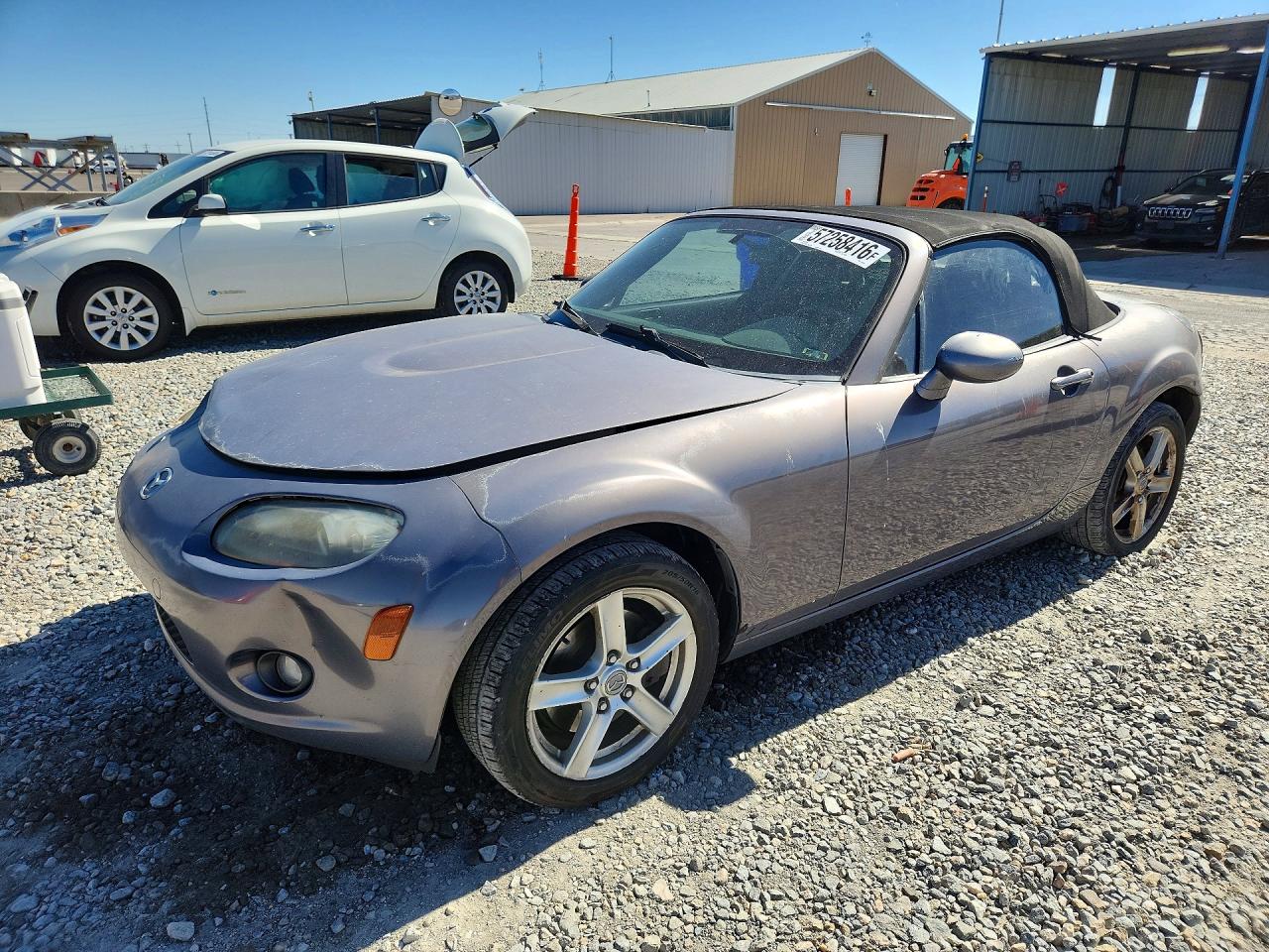 2007 Mazda MX-5 Miata Touring, VIN JM1NC25F970126910 — Front end