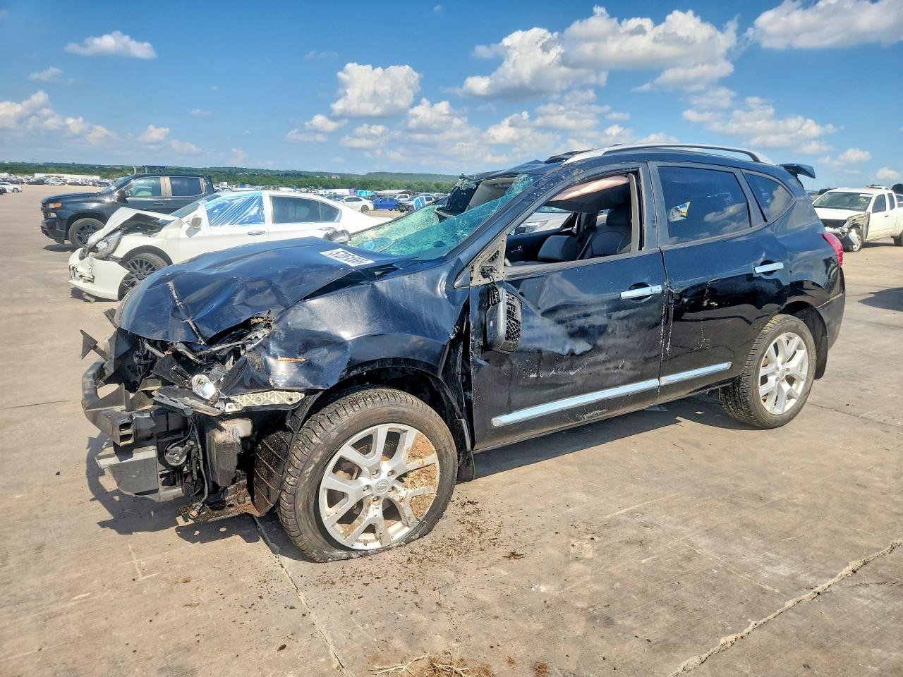 2011 Nissan Rogue SV, VIN JN8AS5MVXBW689437 — Rollover