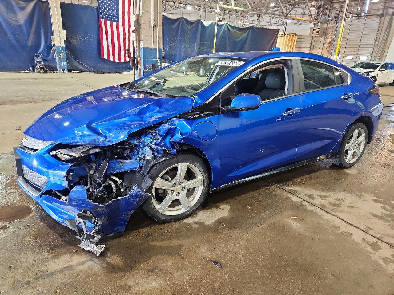 2017 Chevrolet Volt LT, VIN 1G1RC6S54HU187752 — Front end