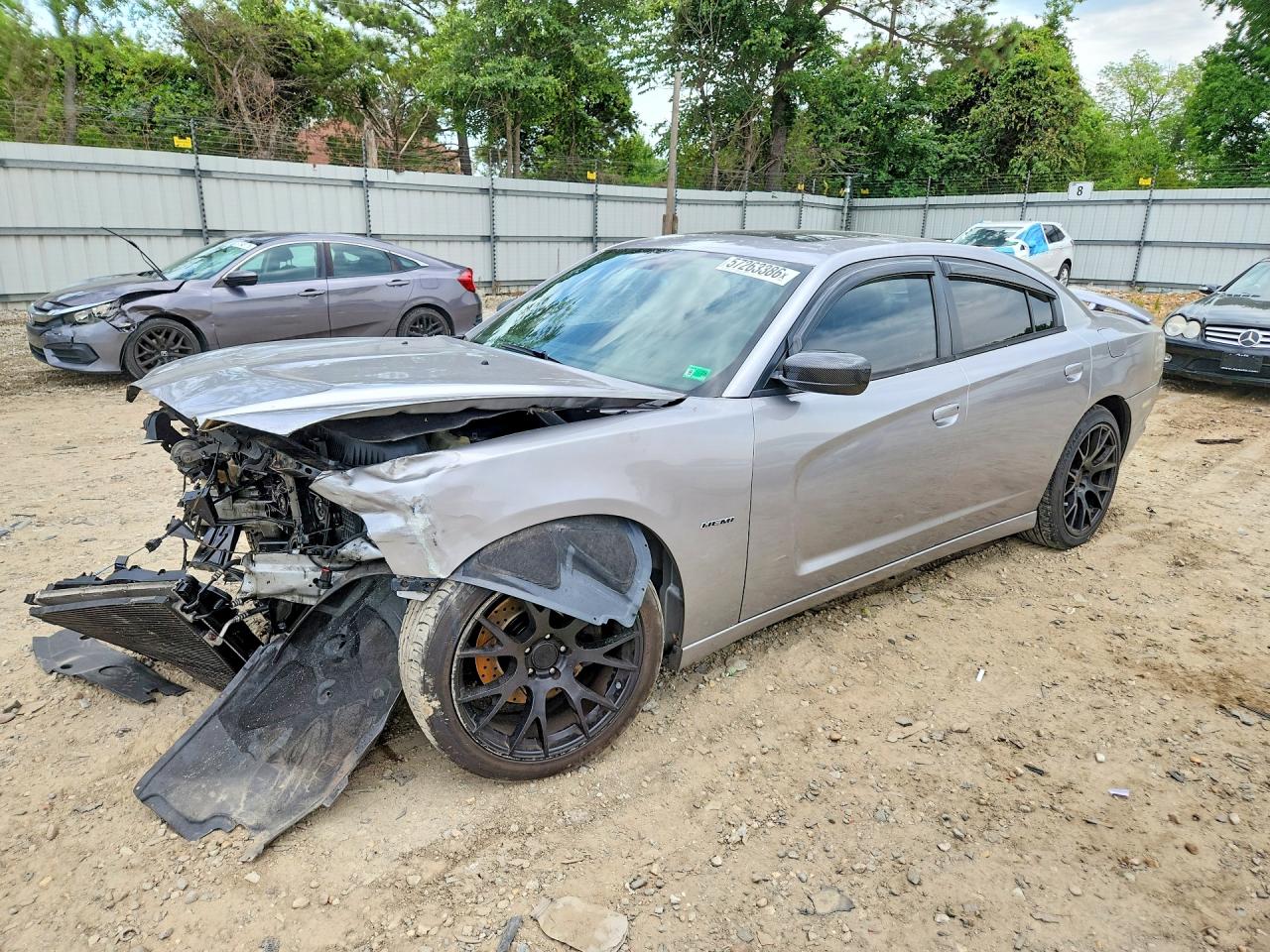 2013 Dodge Charger RT Plus, VIN 2C3CDXCT1DH669772 — Front end