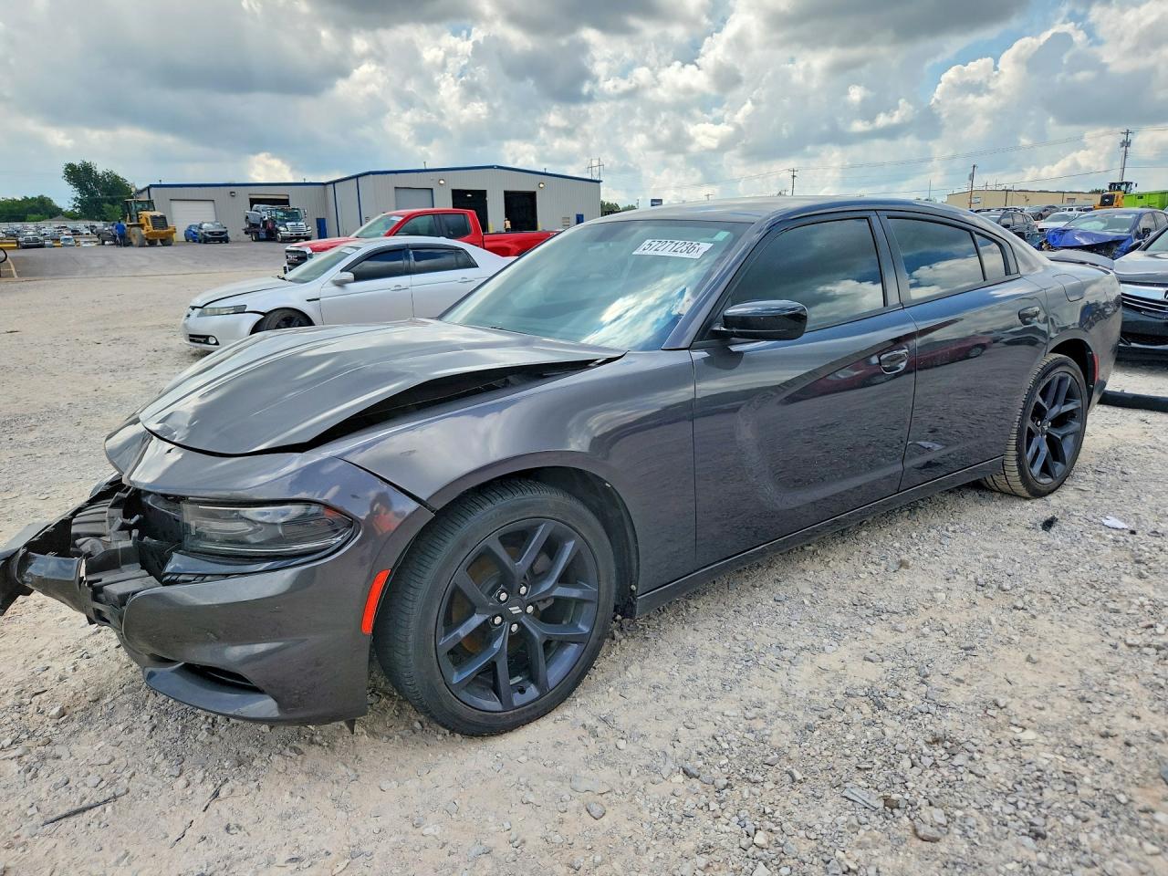 2020 Dodge Charger SXT, VIN 2C3CDXBG5LH136911 — Front end