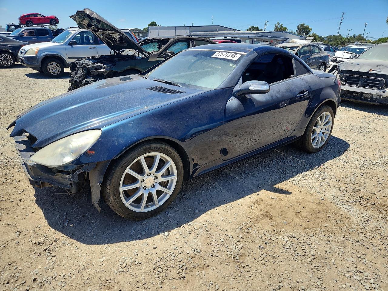 2008 Mercedes-Benz SLK 350, VIN WDBWK56F78F176483 — Front end