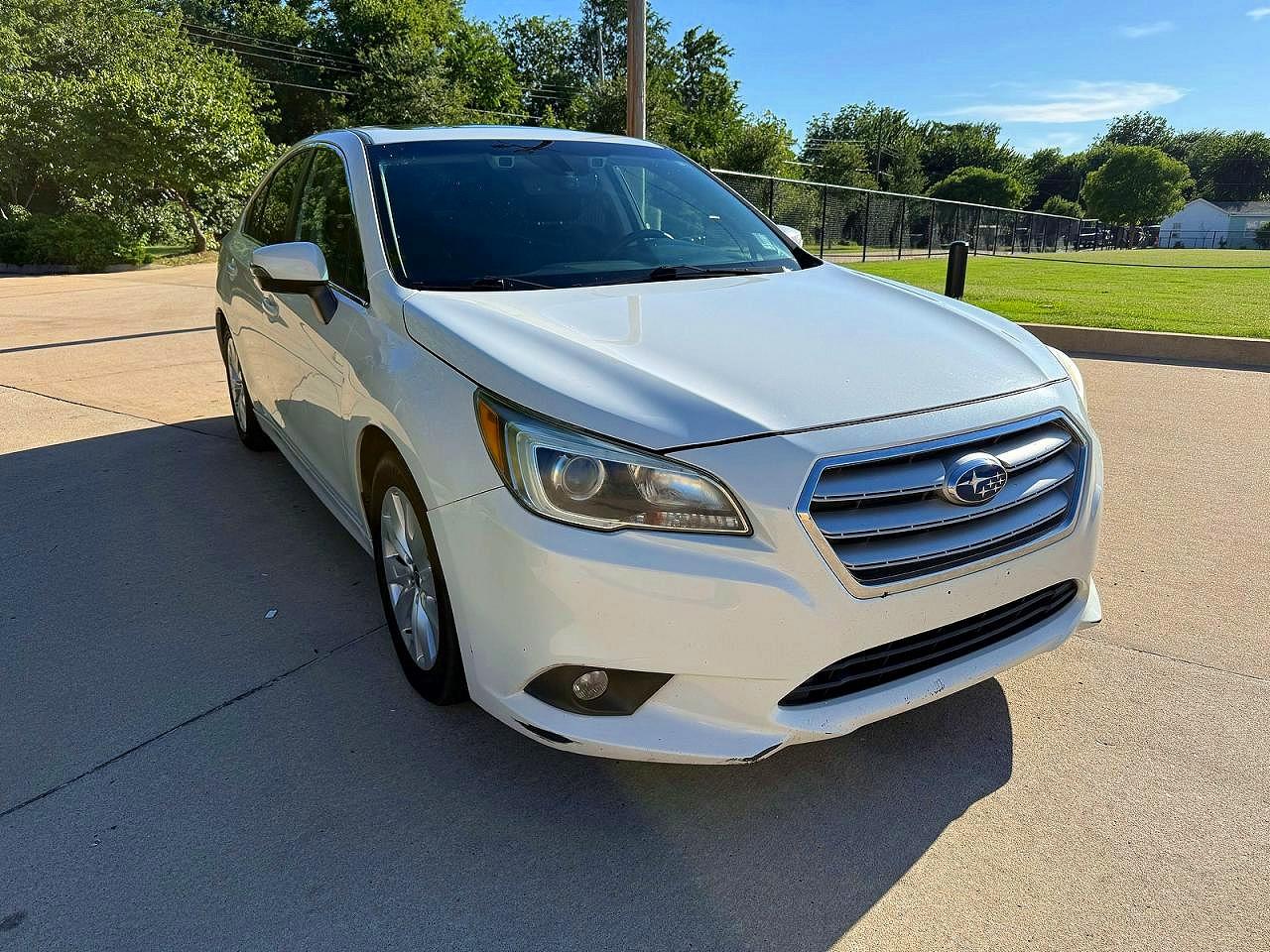 2017 Subaru Legacy Premium, VIN 4S3BNAH66H3015914 — Minor dents and scratches