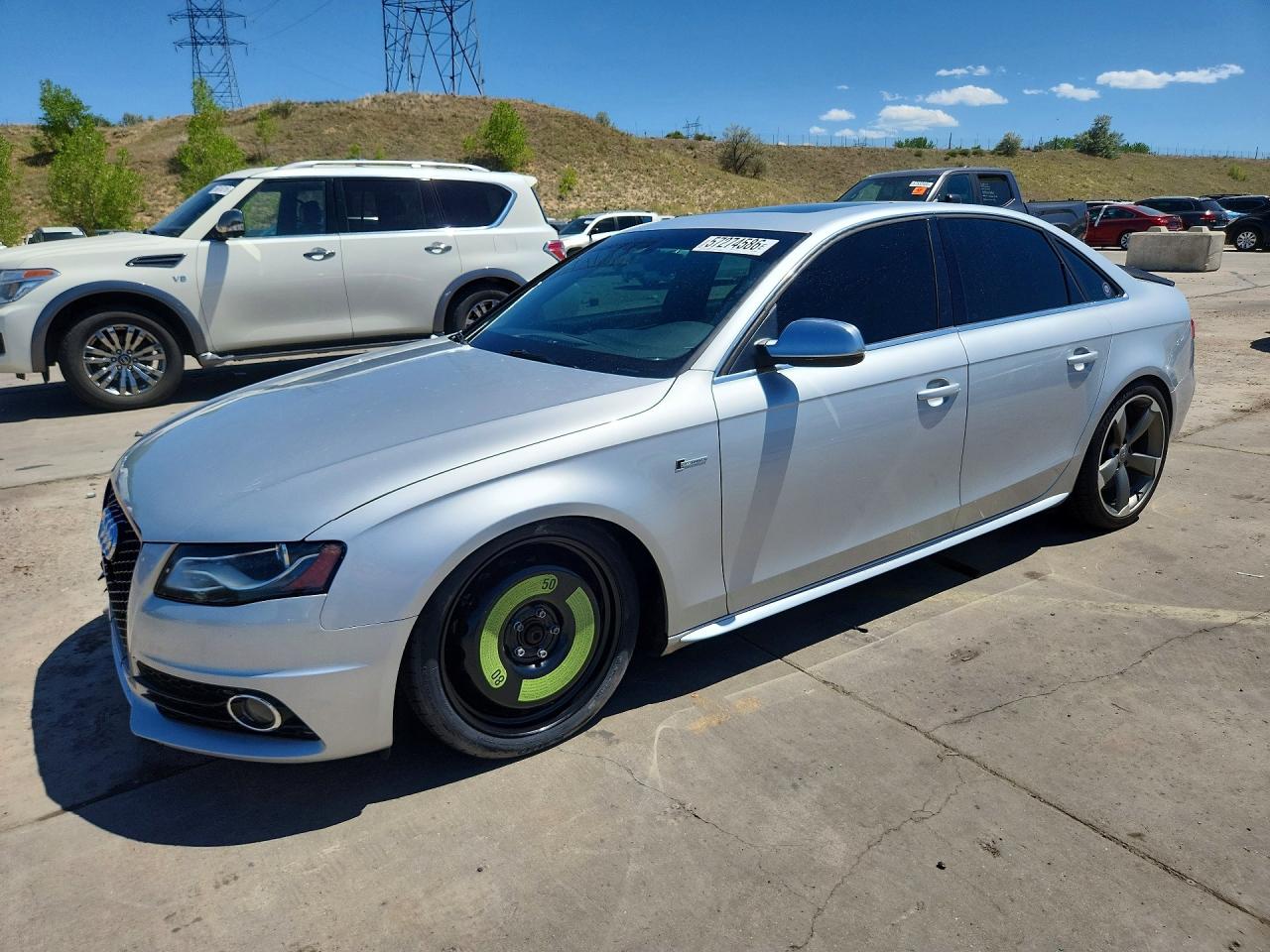 2010 Audi S4 Premium Plus, VIN WAUDGAFL5AA110006 — Бок