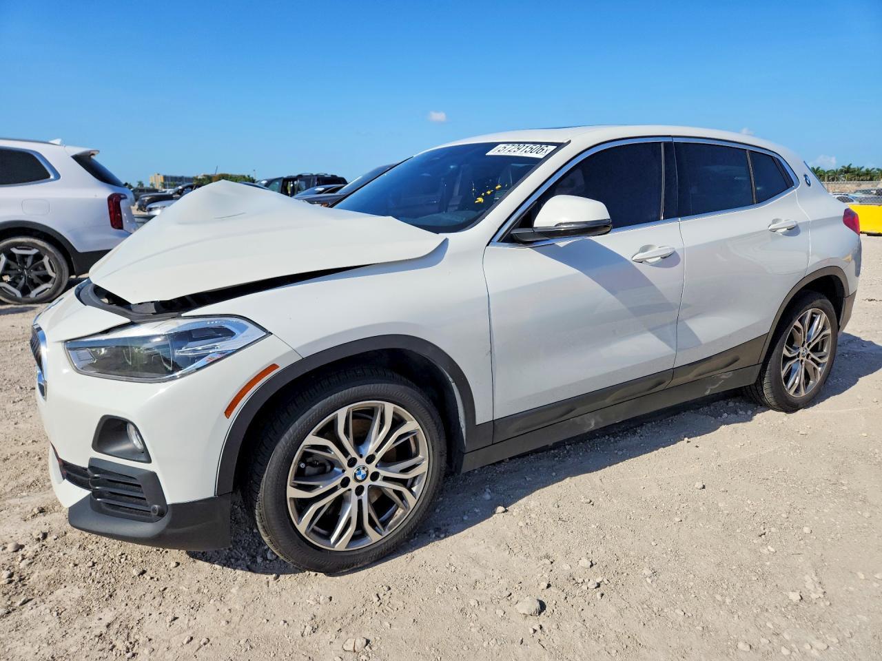 2020 BMW X2 sDrive28i, VIN WBXYH9C04L5P82938 — Перед