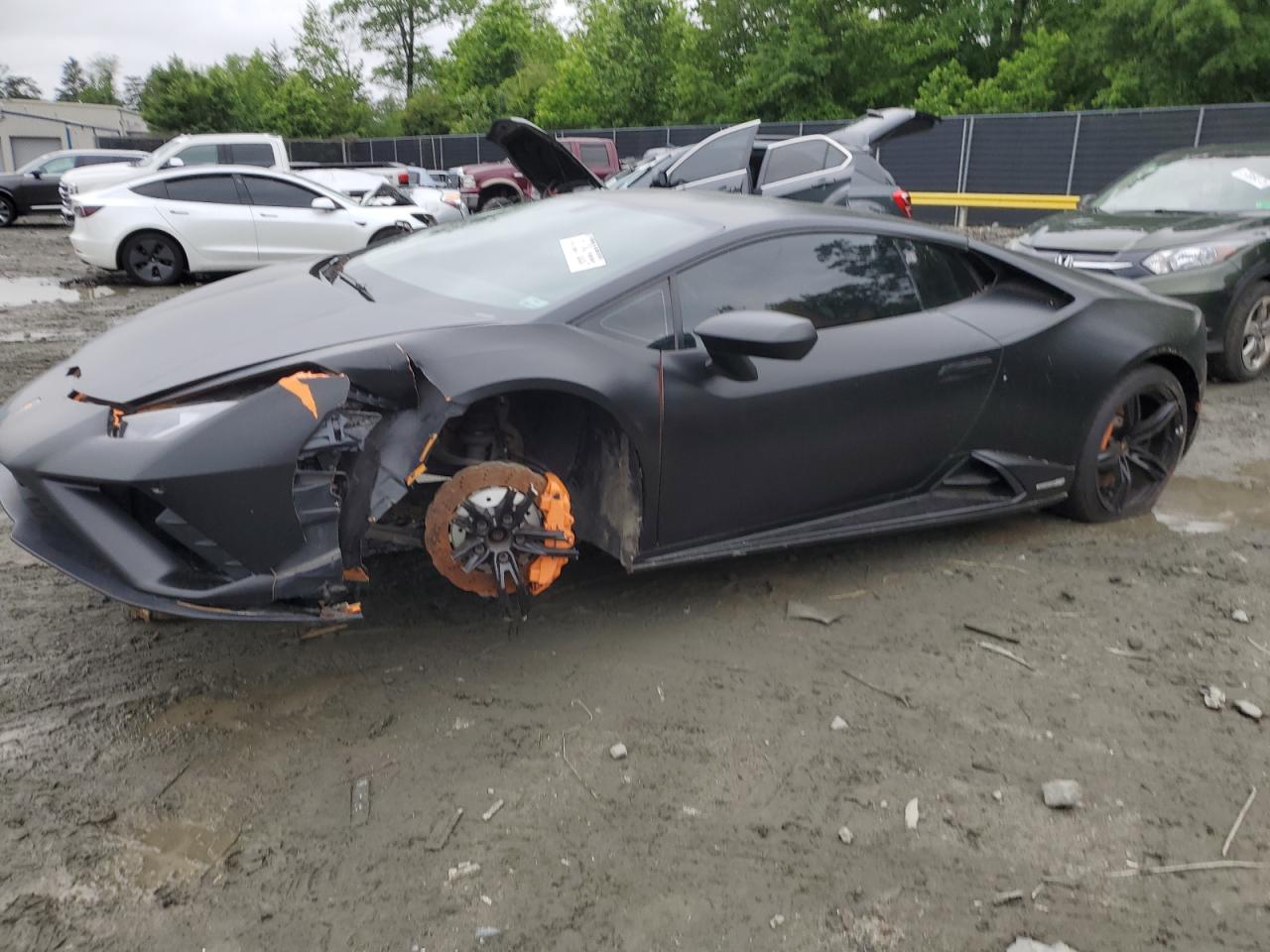 2021 Lamborghini Huracan, VIN ZHWUF5ZF0MLA16606 — Front end