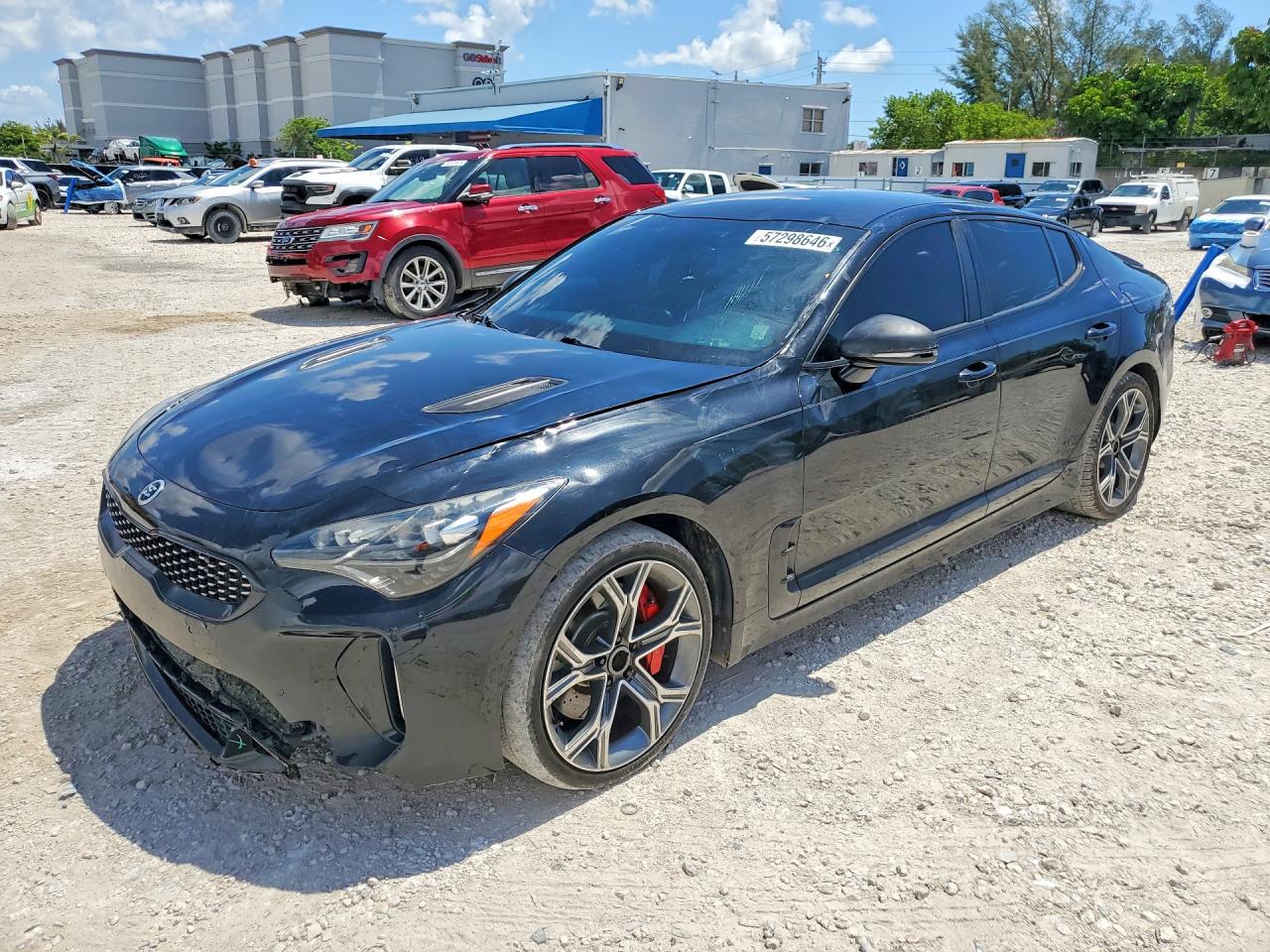 2019 Kia Stinger GT, VIN KNAE35LC0K6068344 — Бок