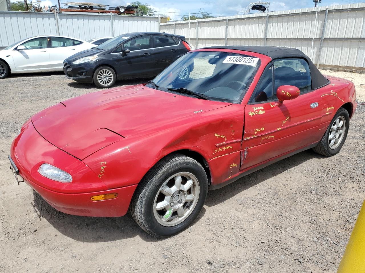 1992 Mazda MX-5 Miata, VIN JM1NA3517N1303607 — Фото с аукциона