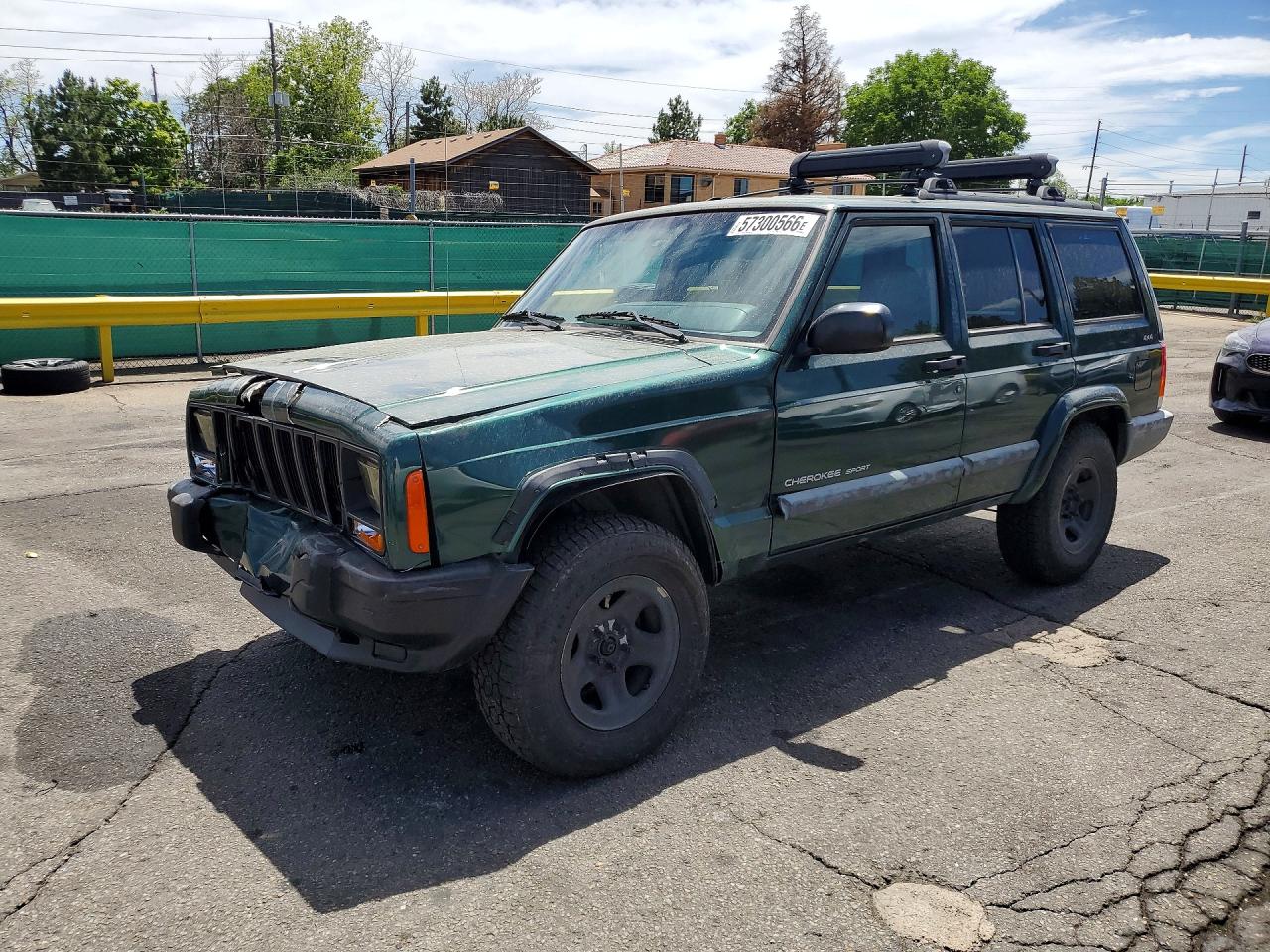 1999 Jeep Cherokee Sport, VIN 1J4FF68S1XL622756 — Front end