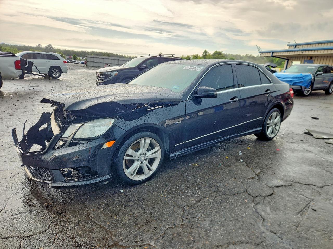 2012 Mercedes-Benz E 350 Sport, VIN WDDHF5KB9CA546054 — Front end