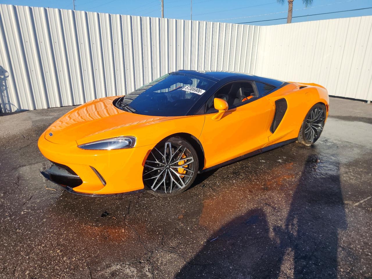 2023 McLaren GT, VIN SBM22GCA2PW002850 — Side