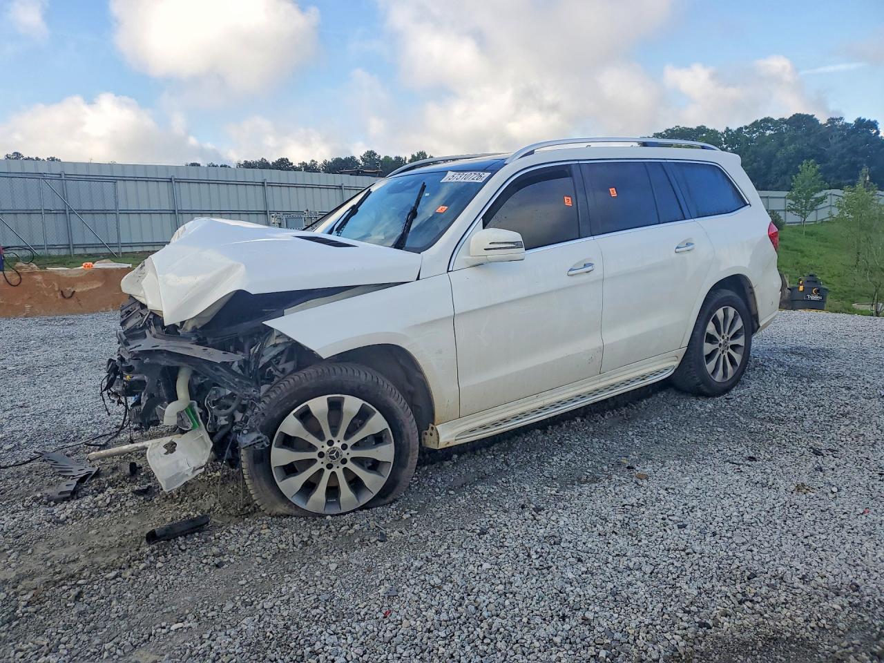 2019 Mercedes-Benz GLS 450, VIN 4JGDF6EE7KB220388 — Перед