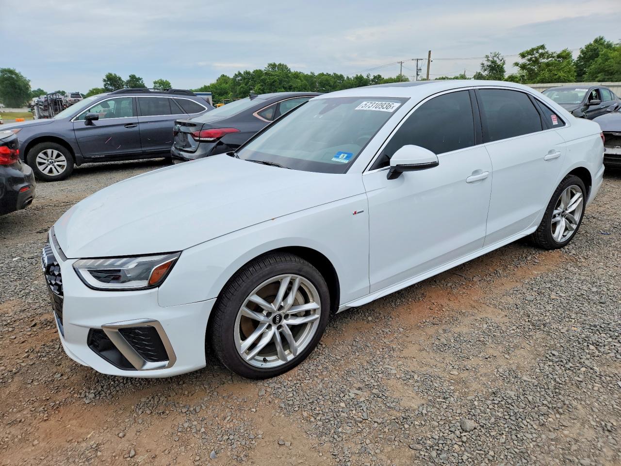 2020 Audi A4 Premium Plus, VIN WAUENAF41LA045063 — Перед