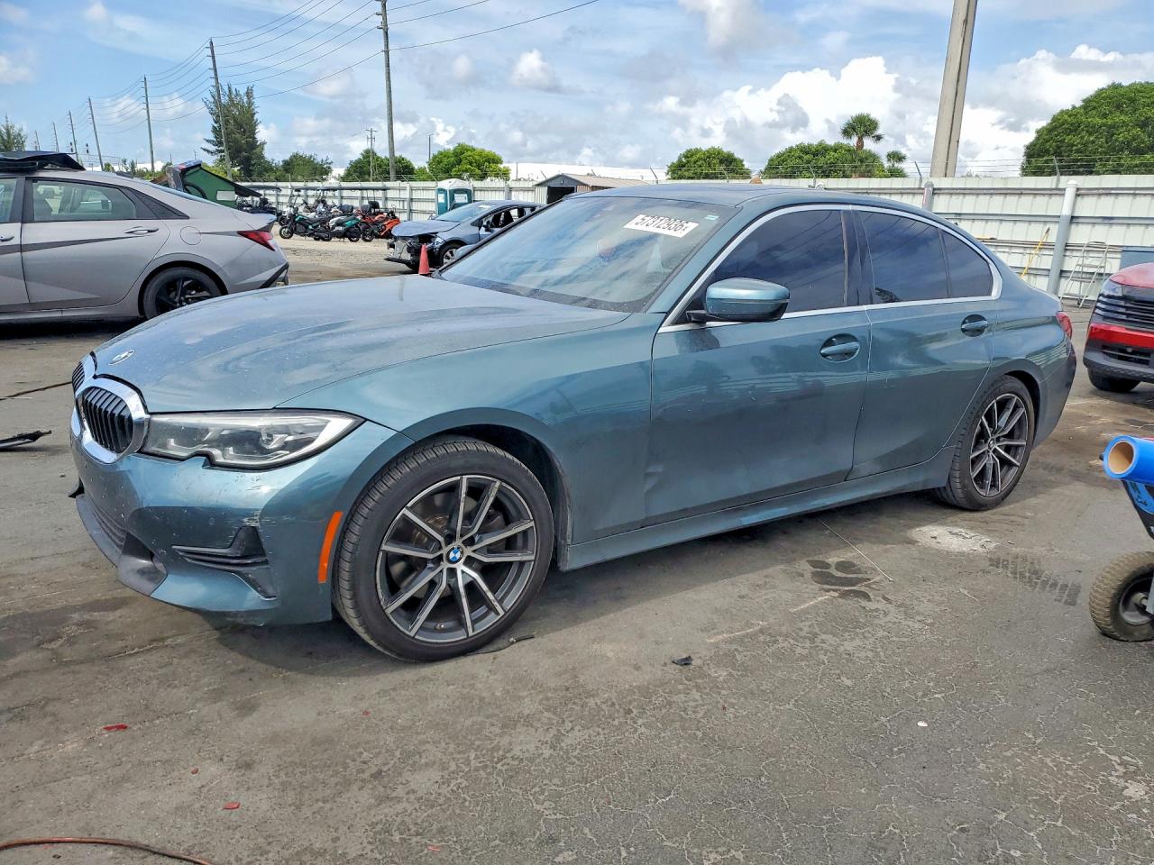 2020 BMW 3 Series 330i, VIN 3MW5R1J08L8B04470 — Side
