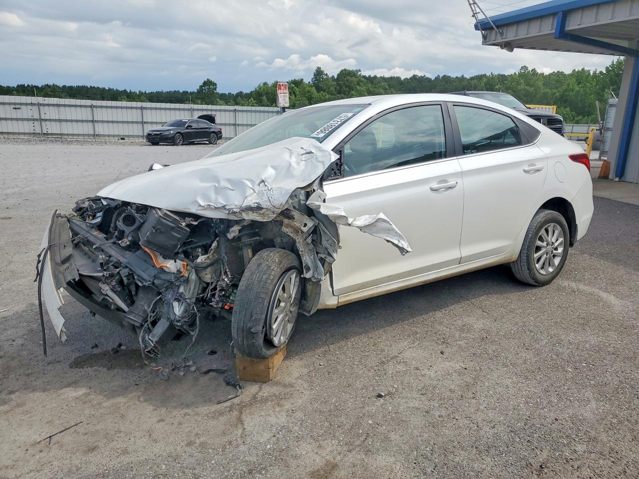 2022 Hyundai Accent SEL, VIN 3KPC24A68NE173278 — Front end