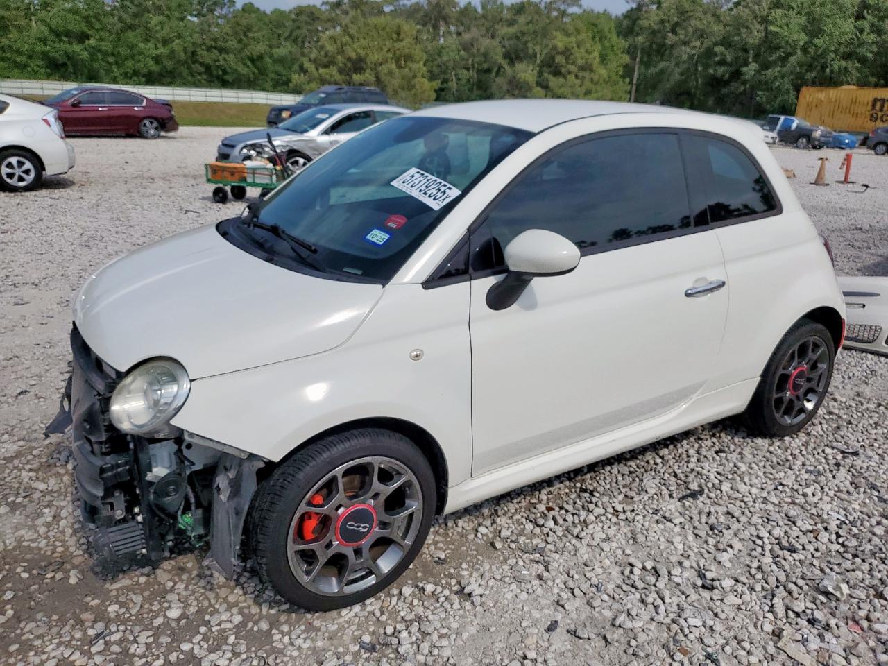 2014 FIAT 500 Sport, VIN 3C3CFFBR0ET187071 — Front end