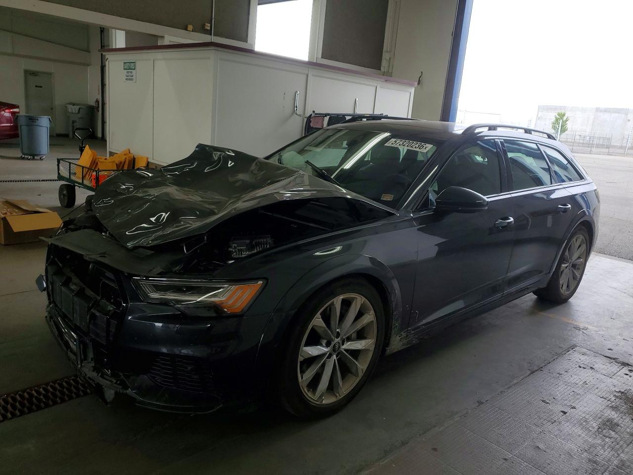 2024 Audi A6 allroad Prestige, VIN WAU92BF2XRN013468 — Front end