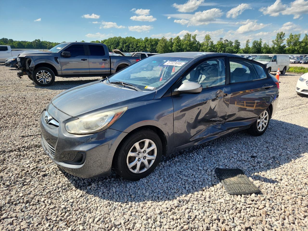 2012 Hyundai Accent GLS, VIN KMHCT4AE9CU242736 — Side