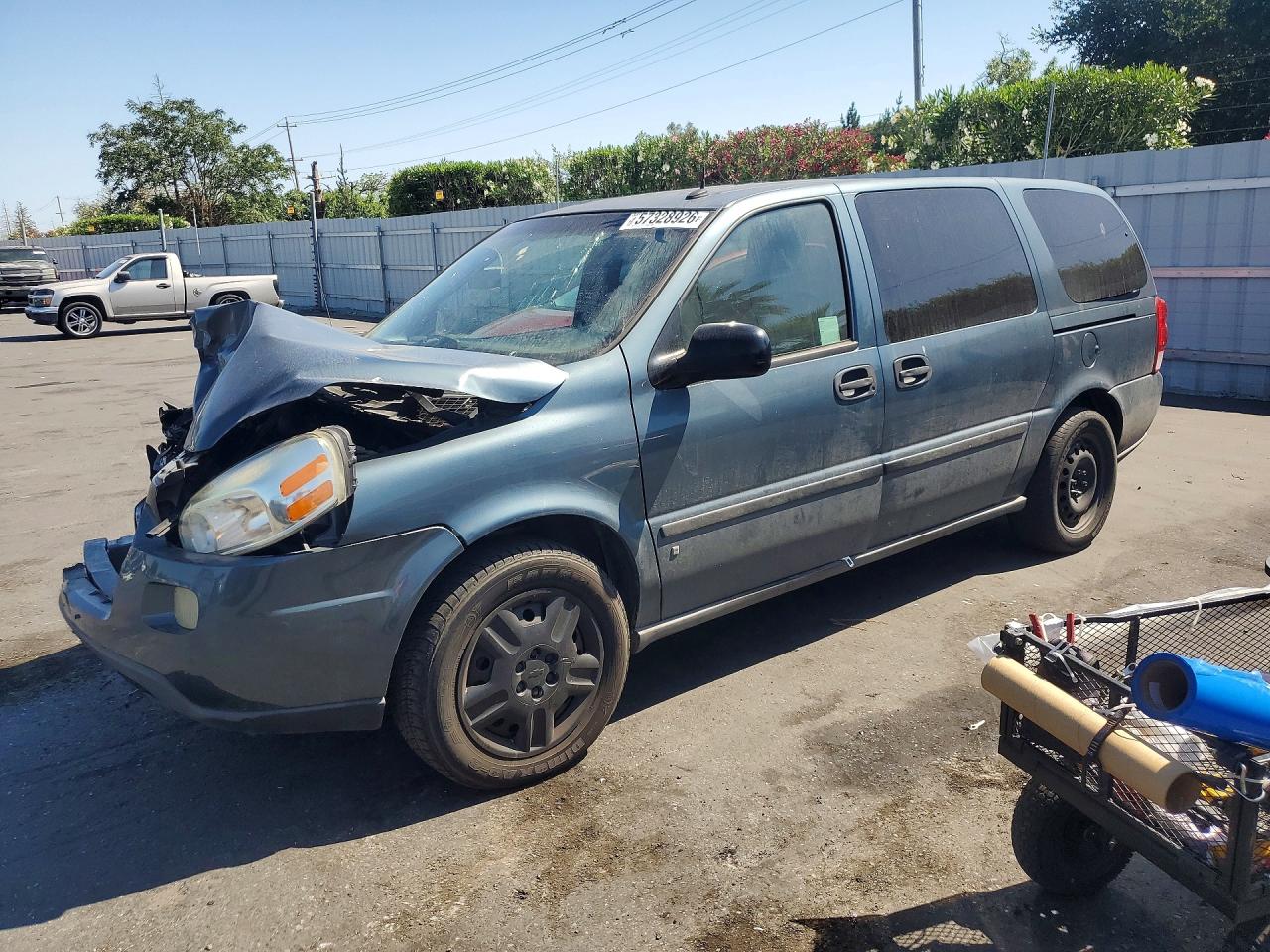 2006 Chevrolet Uplander LS Fleet, VIN 1GNDV23L76D168120 — Front end