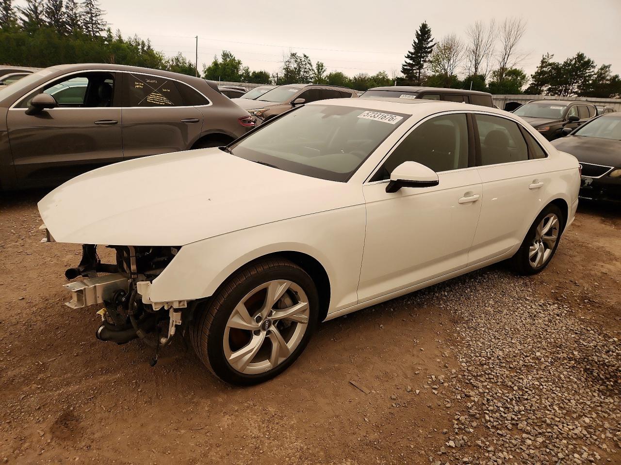 2019 Audi A4 Progressiv, VIN WAUBNAF45KN006650 — Перед