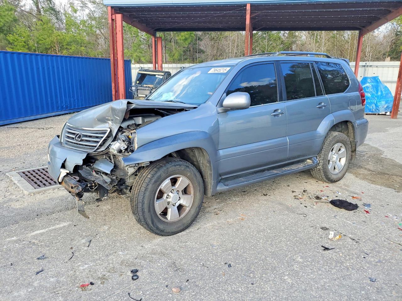 2004 Lexus GX 470, VIN JTJBT20X140034069 — Front end