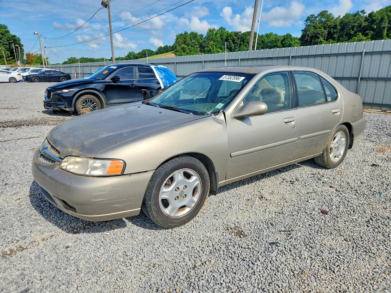 2000 Nissan Altima GXE, VIN 1N4DL01A4YC187596 — Roof