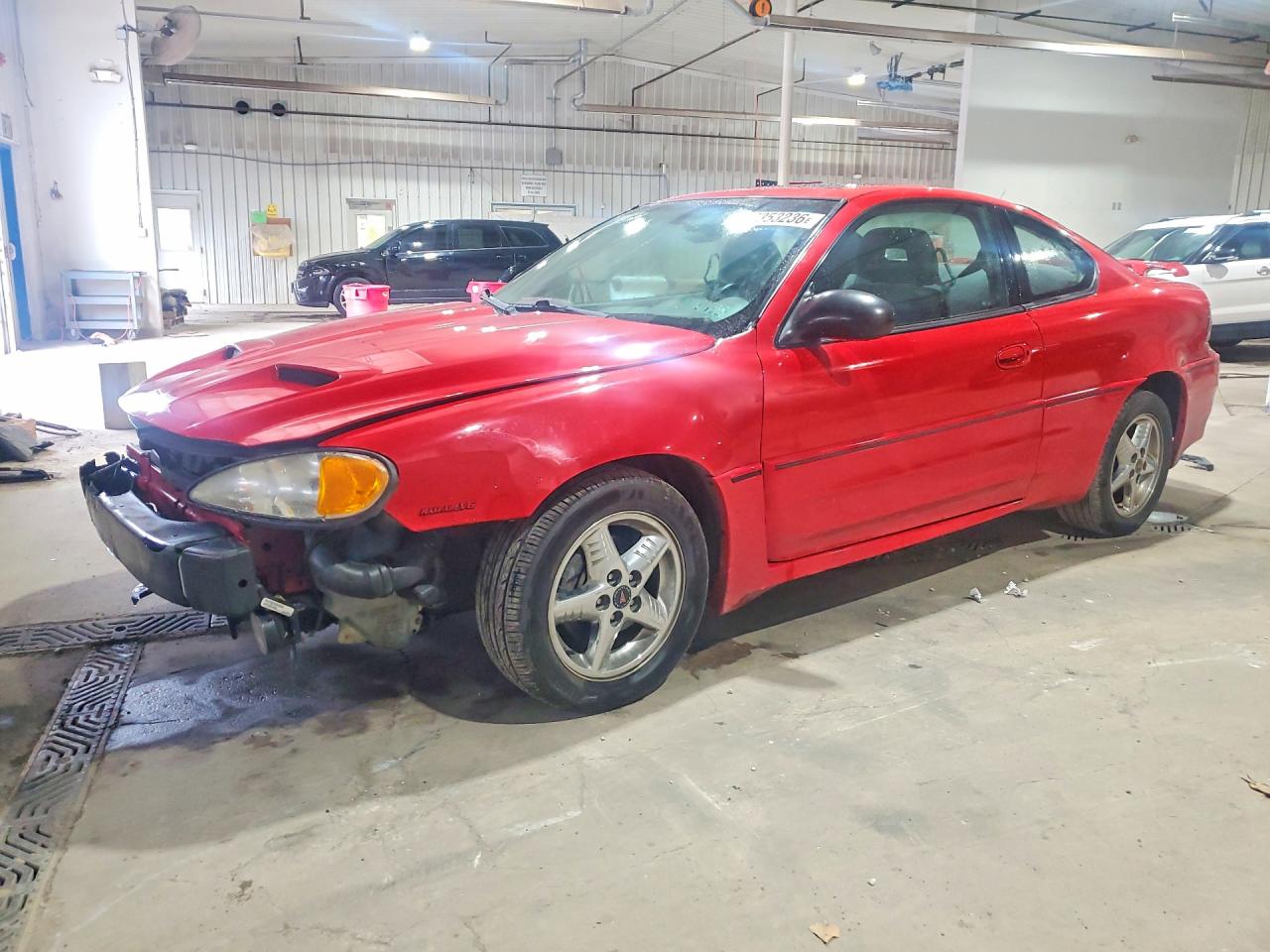 2002 Pontiac Grand Am GT, VIN 1G2NW12E32C263737 — Front end