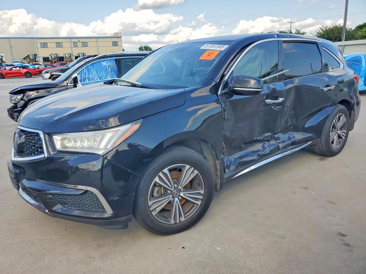 2018 Acura MDX, VIN 5J8YD3H35JL010757 — Side