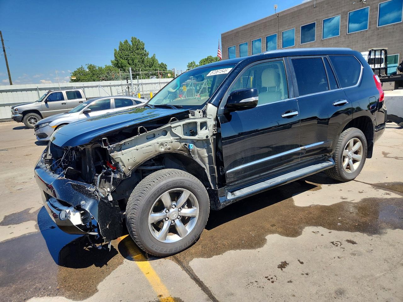 2013 Lexus GX 460 Premium, VIN JTJJM7FX3D5063668 — Front end